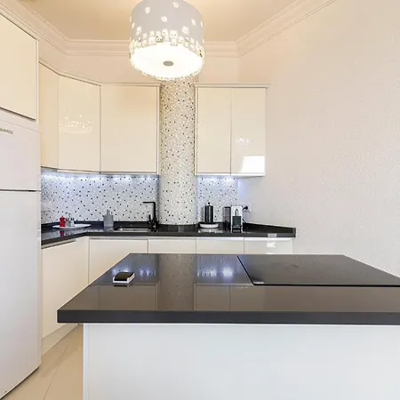 Andrea Apartment *