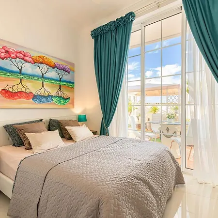 Andrea Costa Adeje (Tenerife)