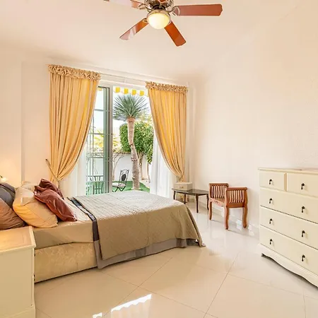 Andrea Costa Adeje (Tenerife)